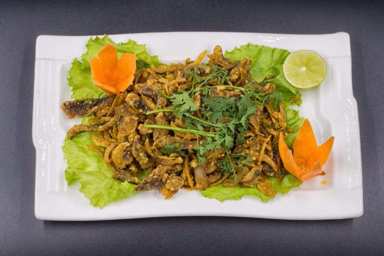Green Paradise Hotel Yangon Ngoại thất bức ảnh